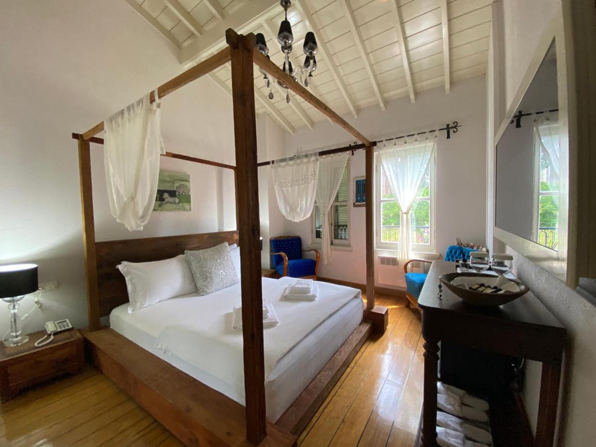 Nisi Hotel (Adults Only) Айвалык Экстерьер фото