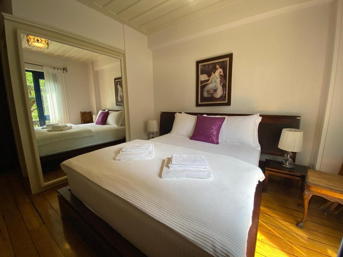 Nisi Hotel (Adults Only) Айвалык Экстерьер фото