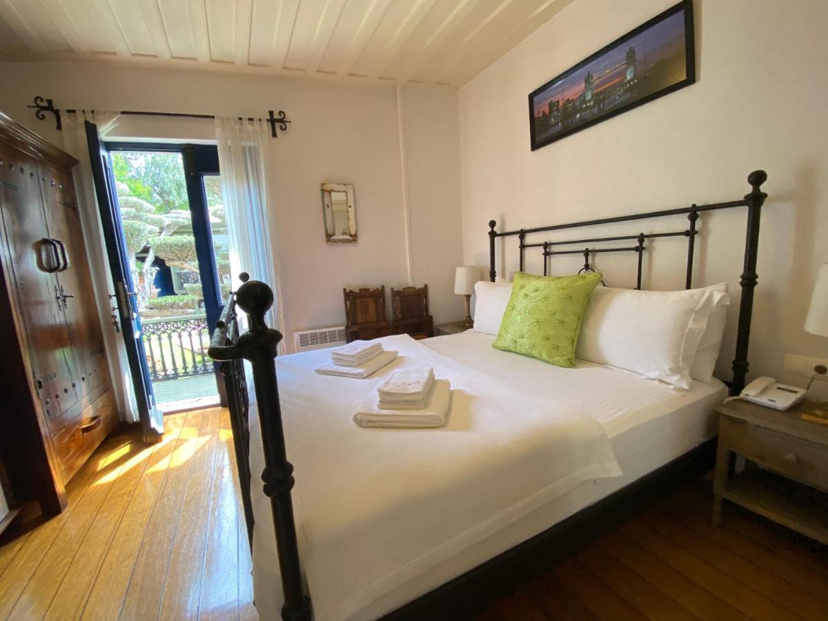 Nisi Hotel (Adults Only) Айвалык Экстерьер фото