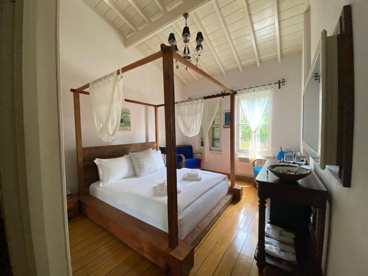 Nisi Hotel (Adults Only) Айвалык Экстерьер фото