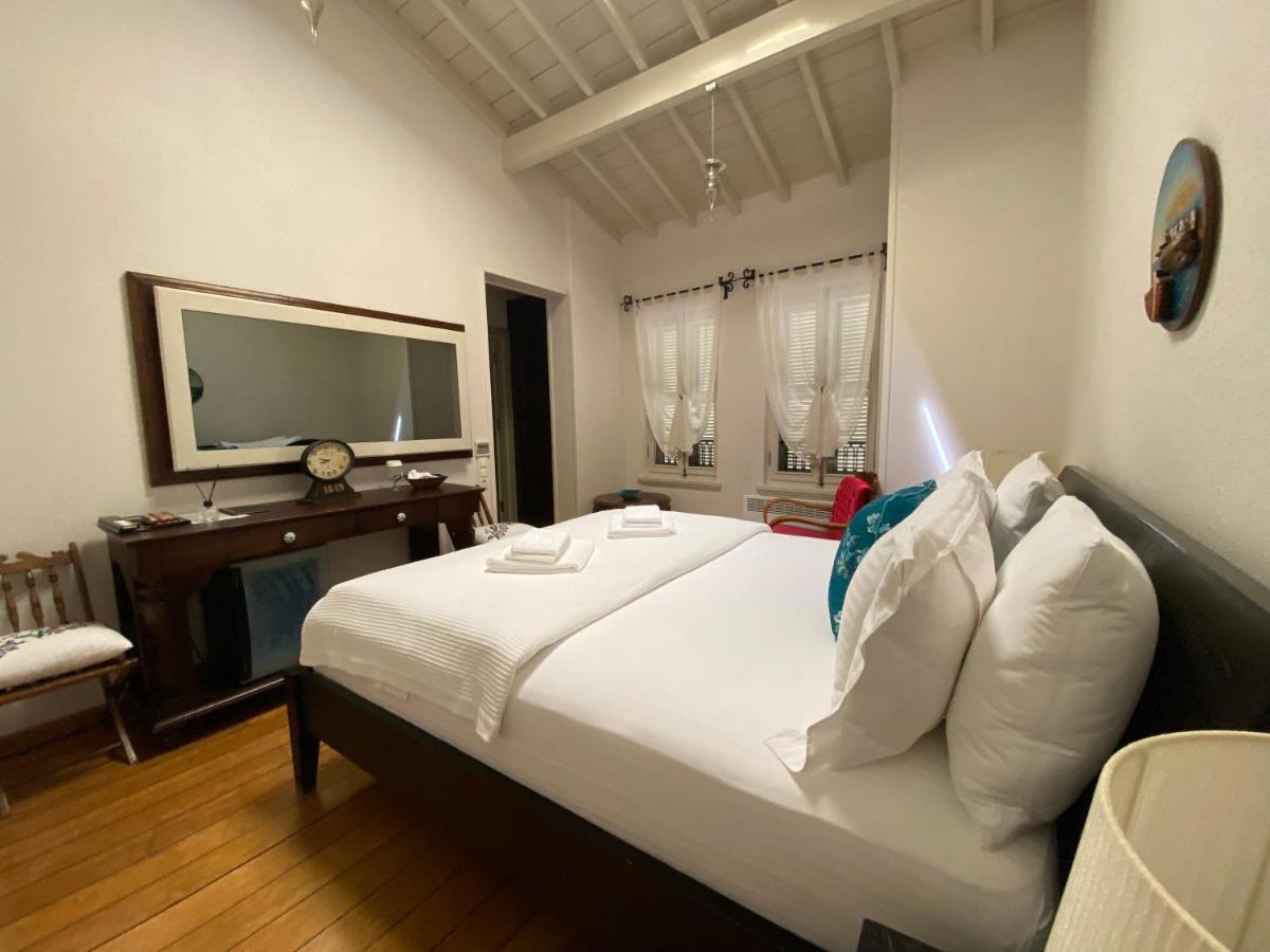 Nisi Hotel (Adults Only) Айвалык Экстерьер фото