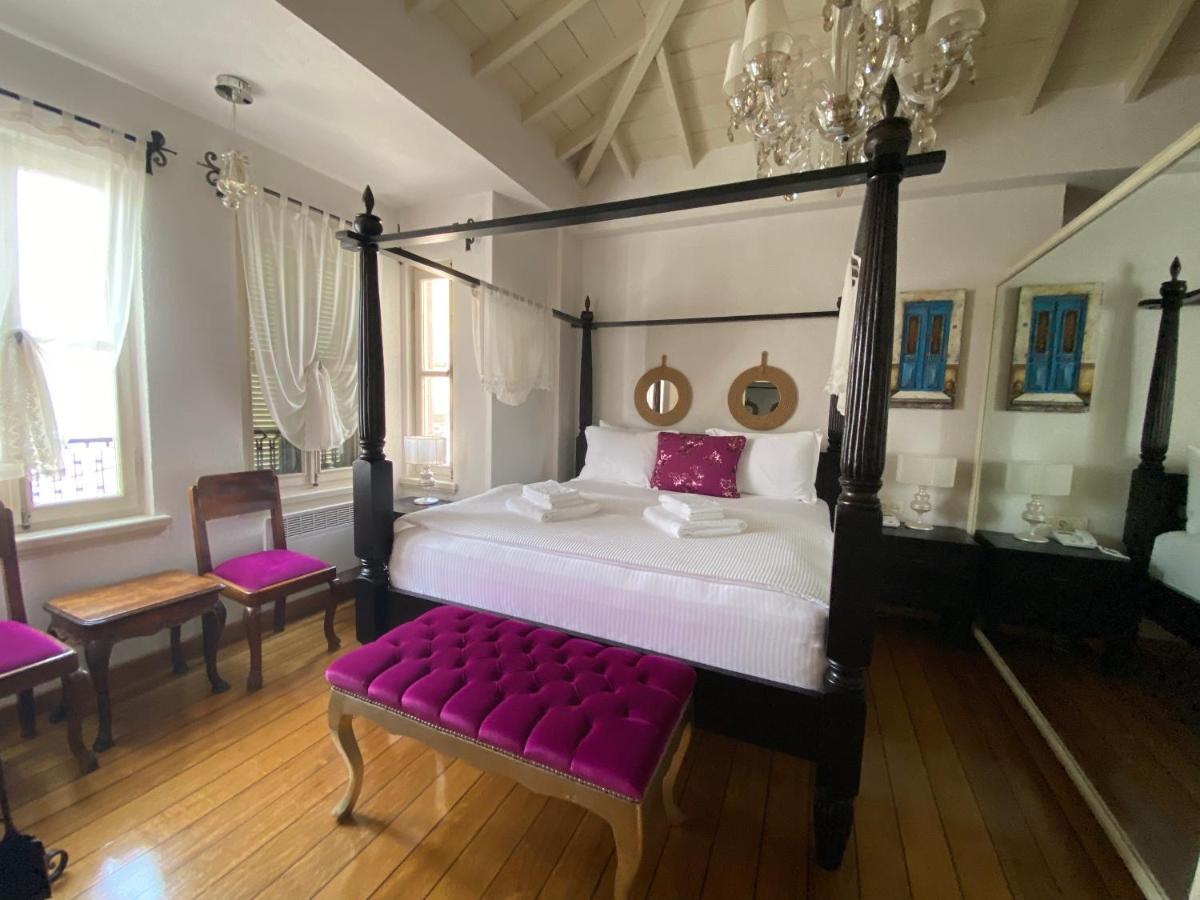 Nisi Hotel (Adults Only) Айвалык Экстерьер фото